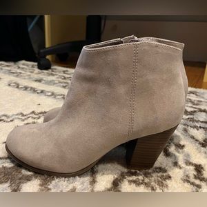 Old navy suede booties